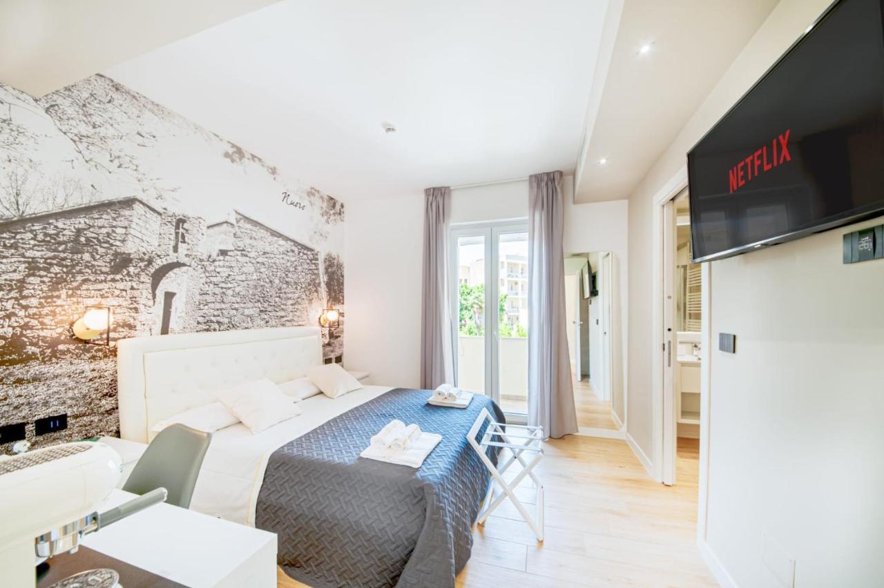 ELEONORE ELEGANT APARTMENT Suite Castelsardo Cagliari Exterior foto